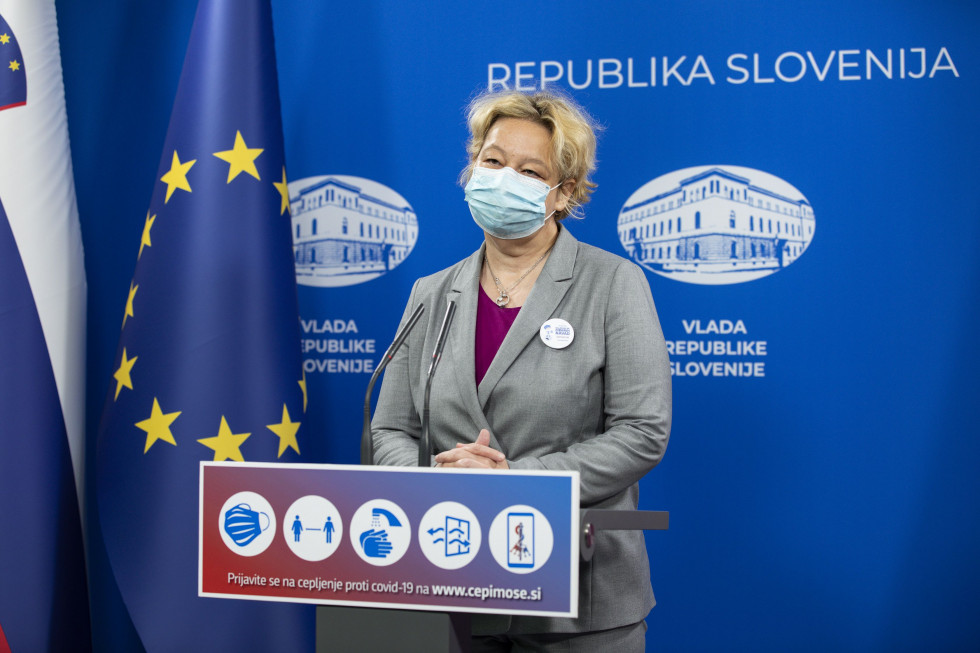 Head of the advisory group at the Ministry of Health Mateja Logar