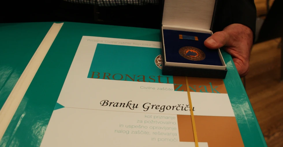 Plaketa na njej napis: Branku Gregorčiču.