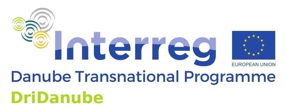 Logotip Interreg programa transnacionalnega sodelovanja Območje Podonavja, Evropski sklad za regionalni razvoj, zastava EU, pod njim zelen napis imena projekta DriDanube 