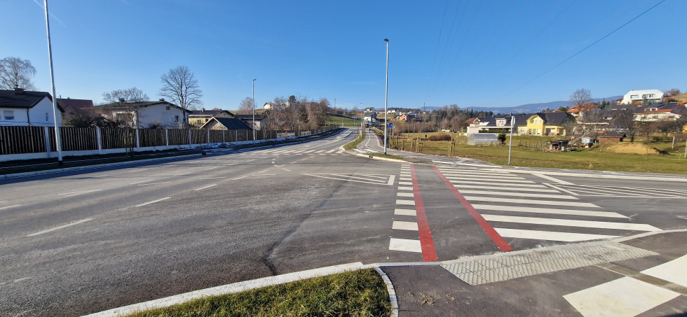 Regionalna cesta i n prehod za pešce ter kolesarje