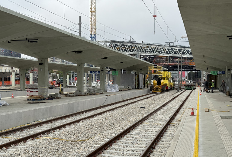 Novi peroni na železniški postaji Ljubljana