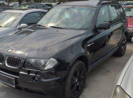 Oklic javne dražbe osebnega vozila BMW X3, 3.0d