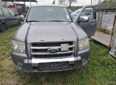 Oklic javne dražbe za kombi Fiat Ducato 2.3 JTD in Ford Ranger 2.5 TDCI DC 4x4