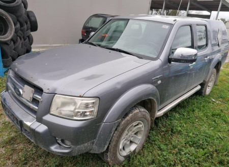 Oklic javne dražbe za Fiat Ducato in Ford Ranger  