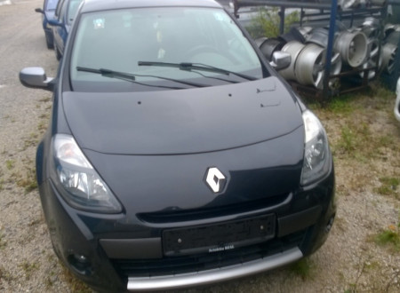 Oklic javne dražbe osebnega vozila Renault Clio 1.2 16 V