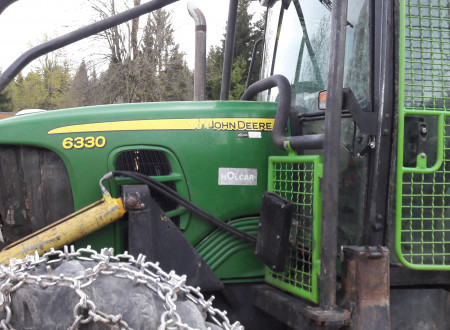 20.11.2019 FUNM – traktor John Deere 6330 standard z gozdarsko vitlo