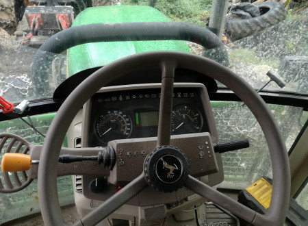 20.11.2019 FUNM – traktor John Deere 6330 standard z gozdarsko vitlo