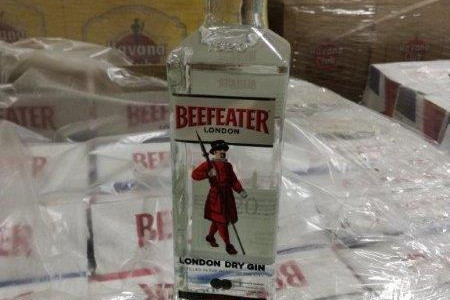  Oklic javne dražbe ruma Havana Club, gina Beefeater Red in ruma Havana Club Anejo
