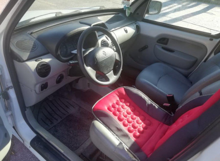 Notranjost tovornega vozila Renault Kangoo Expres 1.5 D