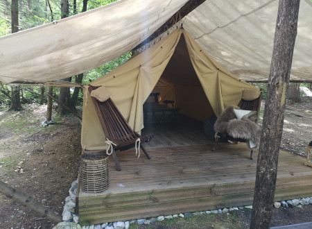 prednji del (vhod) glamping šotora