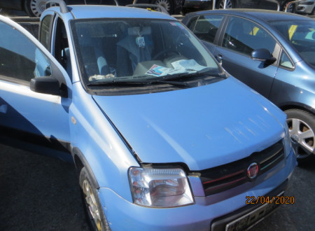 Prednji del osebnega vozila FIAT PANDA 1.2 4x4