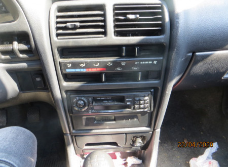 Armaturna plošča osebnega vozila SUBARU JUSTY 1.3 4WD