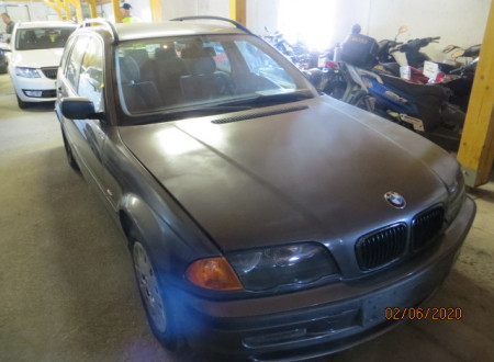 Prednji del - Osebno vozilo BMW 320 TOURING D (361.611 km)