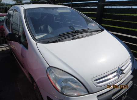 Prednji del - Osebno vozilo CITROËN XSARA PICASSO 1.6 HDI 16V