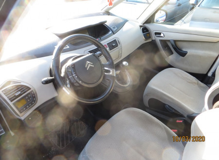 Notranjost vozila osebnega avtomobila Citroen C4 Picasso