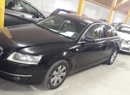 Oklic javne dražbe za Audi A6, Motowell Crogen RS, Renault Master furgon, YIYING YY50QT-6 in Audi A6 2.5 TDI