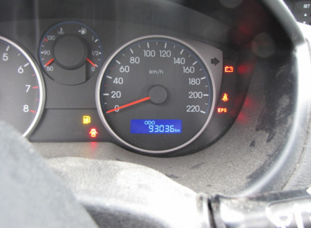 armaturna plošča (števec) osebnega vozila Hyundai i20 1.4 (LPG)