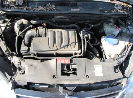 Motor osebnega vozila MERCEDES BENZ A 180 CDI