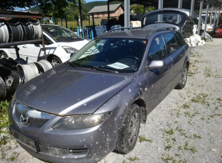 Prednja stran osebnega vozila MAZDA 6 / KARAVAN 2.0