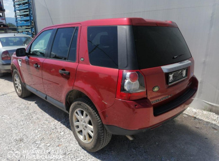 zadnja leva stran osebnega vozila LAND ROVER FREELANDER 2 / 2.2 / TD4