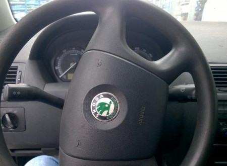 Volan osebnega vozila Škoda Fabia