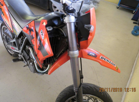 Oklic 1. javne dražbe motornega kolesa KTM 640LC 4