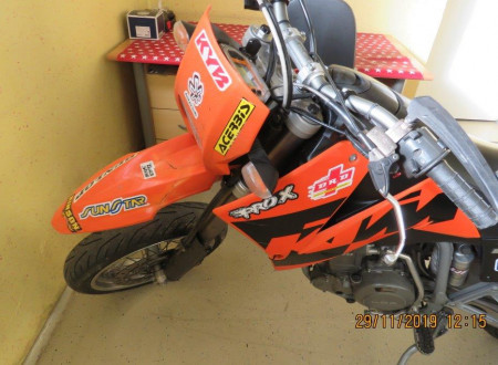 Oklic 1. javne dražbe motornega kolesa KTM 640LC 4