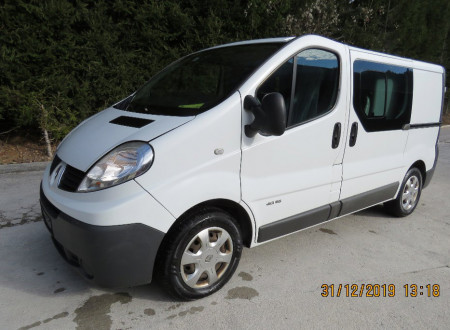 Oklic javne dražbe za tovorno vozilo Renault Trafic 2.0 DCI