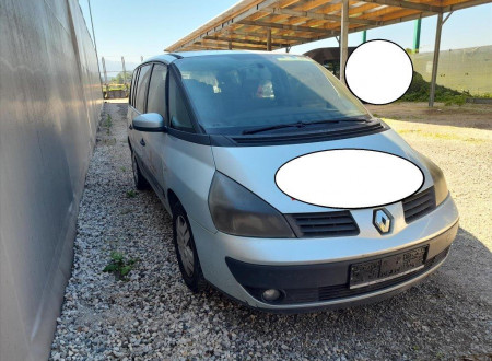 Prednja stran osebnega vozila RENAULT ESPACE 1.9 DCI VIN
