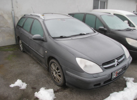 prednja desna stran osebnega vozila CITROËN C5 BREAK 2.2 (dizel)