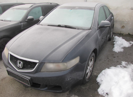 prednja leva stran osebnega vozila HONDA ACORD 2.2 (dizel)