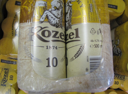 pivo Kozel v pločevinkah (pakirano v plastični embalaži)