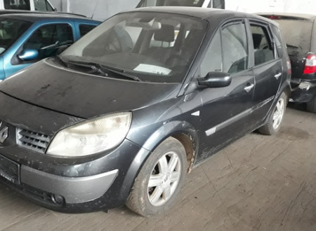 prednji zunanji del vozila