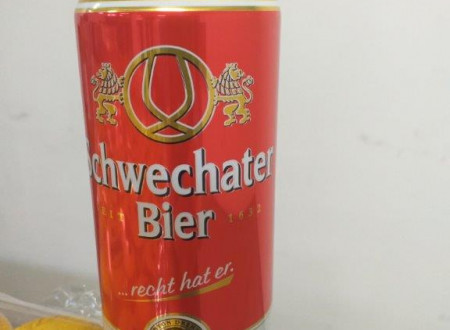 Pločevinka piva Schwechater