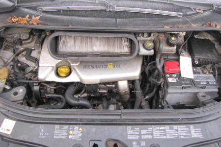 motor osebnega vozila RENAULT ESPACE 2.0 DCI