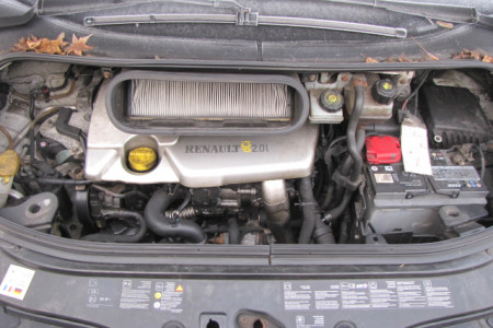 motor osebnega vozila RENAULT ESPACE 2.0 DCI