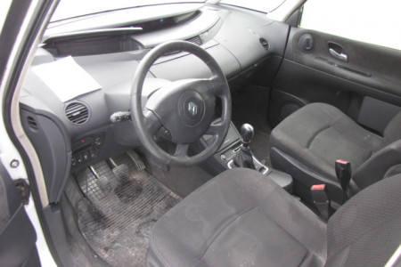 notranjost (armaturna plošča) osebnega vozila RENAULT ESPACE 2.0 DCI