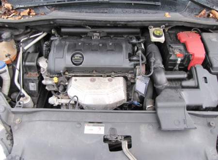 motor osebnega vozila CITROËN C4 1.6i 16V