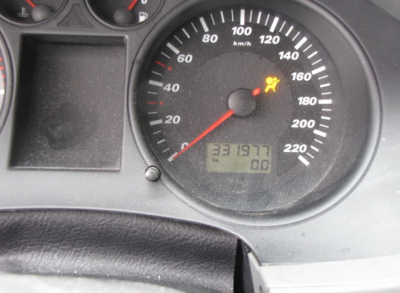 notranjost (števec) osebnega vozila SEAT CORDOBA 1.9 TDI