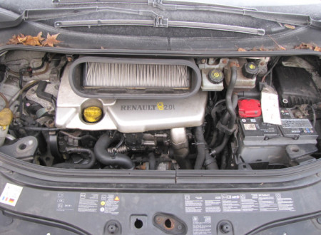 motor osebnega vozila RENAULT ESPACE 2.0 DCI