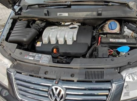 motor rabljenega osebnega avtomobila VW SHARAN 2.0 TDI