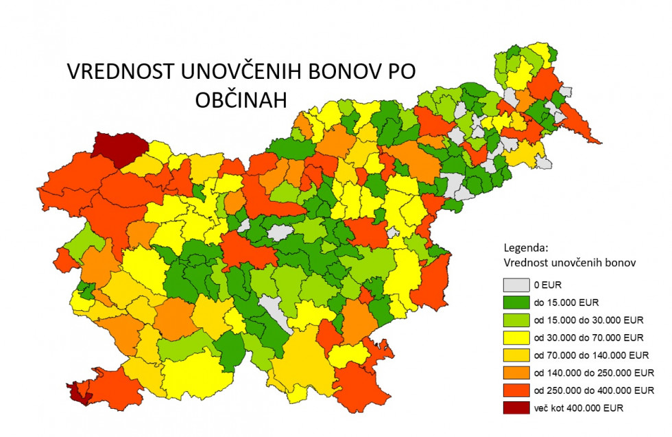 Zemljevid Slovenije, razdeljen po občinah, kjer je bilo največ in najmanj unovčenih bonov