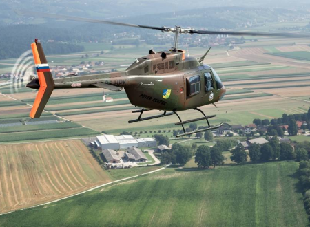 Helikopter Bell B-206