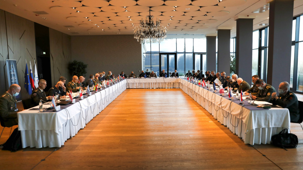 Zasedanje Vojaškega odbora EU v Postojni dvorana hotela Jama