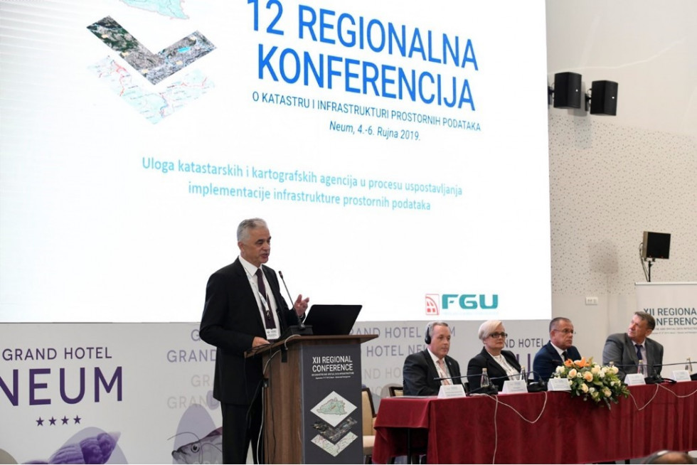 Slika uvodni pozdrav direktorja geodetske uprave federacije BiH, Željko Obradović