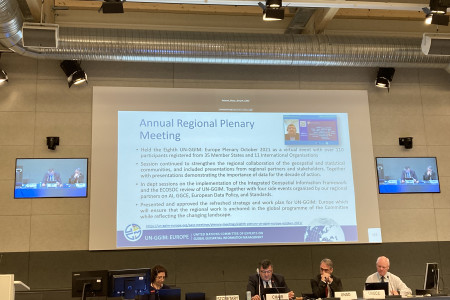 Utrinek iz plenarnega zasedanja evropskega regionalnega odbora skupine strokovnjakov za globalno upravljanje prostorskih podatkov UN GGIM Europa
