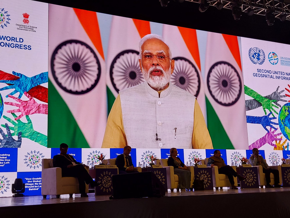 Udeležence kongresa je preko video prenosa nagovoril predsednik indijske vlade