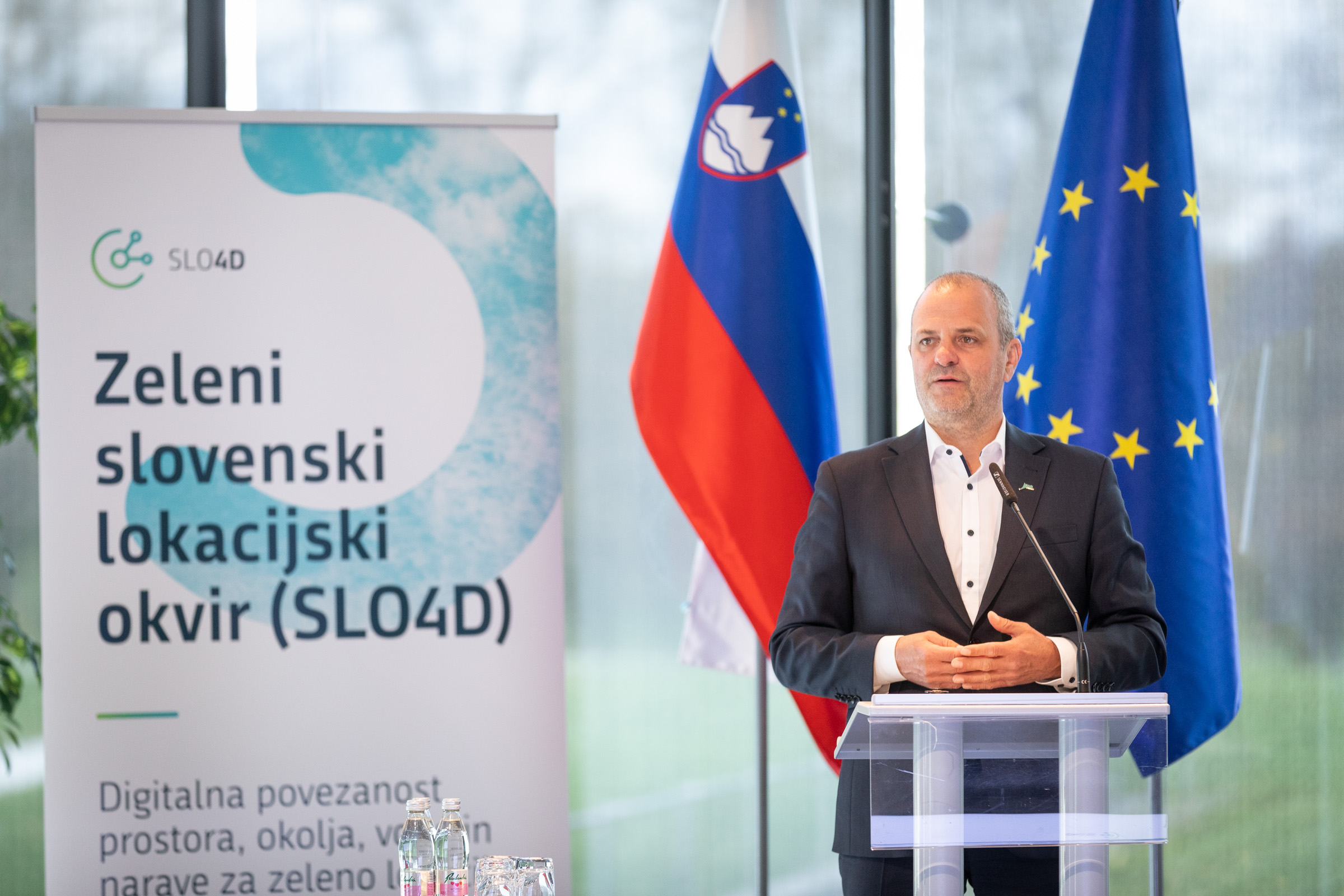 Uvodna Konferenca Projekta Zeleni Slovenski Lokacijski Okvir SLO4D Uvodna Konferenca Projekta Zeleni Slovenski Lokacijski Okvir SLO4D