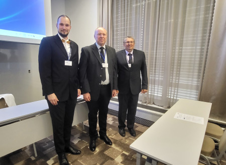 Predstavniki Geodetske uprave, ki so se udeležili konference in predstavili delo uprave