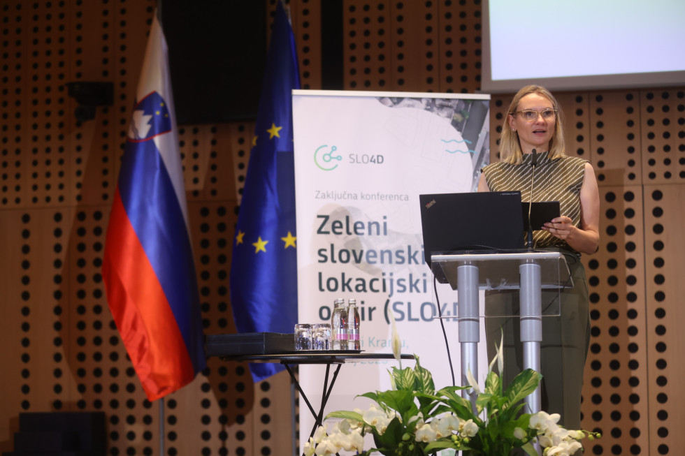 Mag. Polona Rifelj, ministrica za okolje in prostor